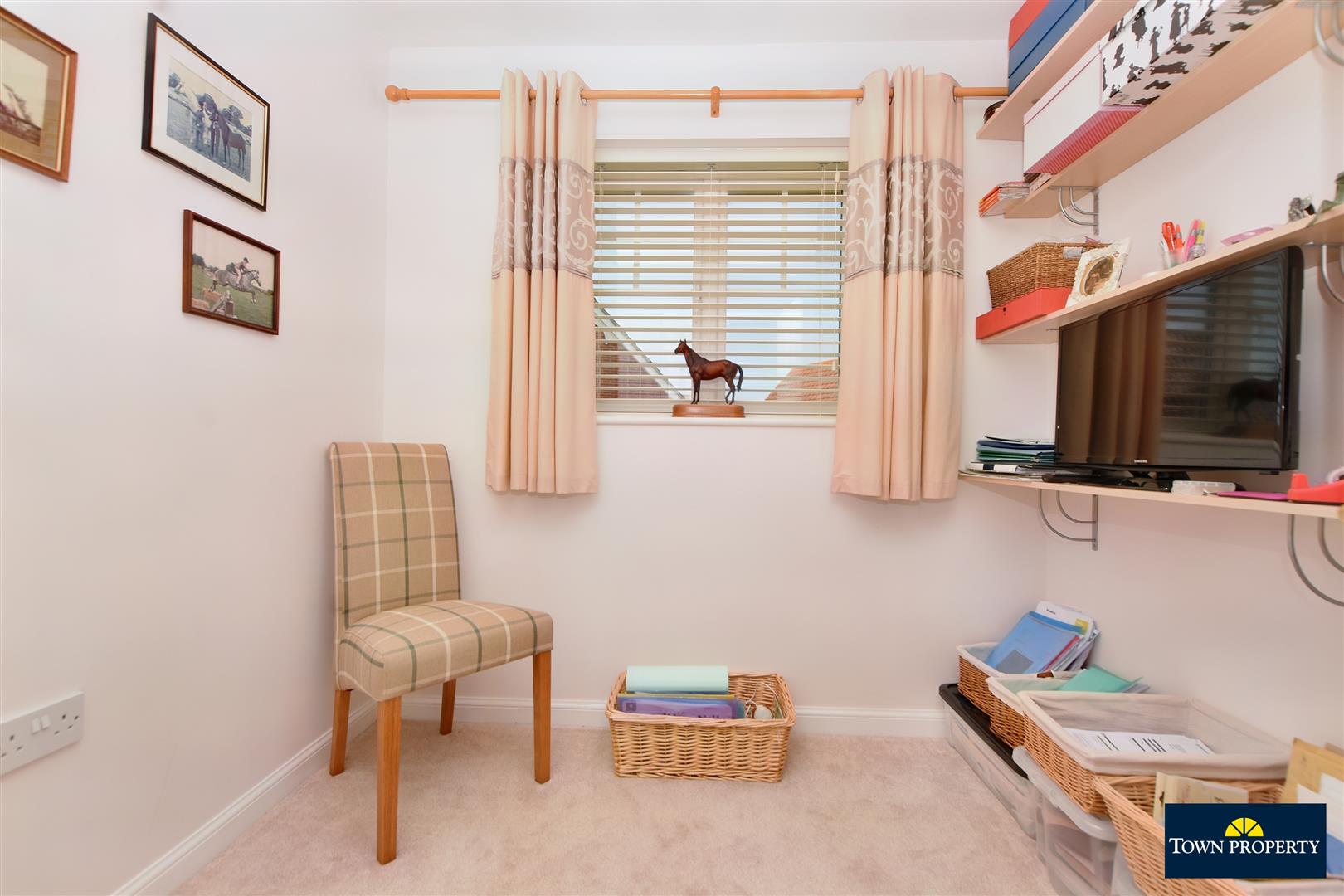 Property Details for Pitcairn Avenue Eastbourne BN23 5BB Town